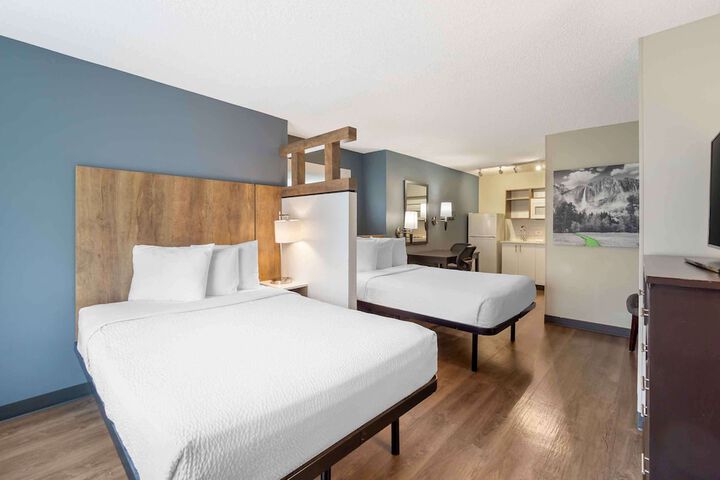 Room 10 of 30