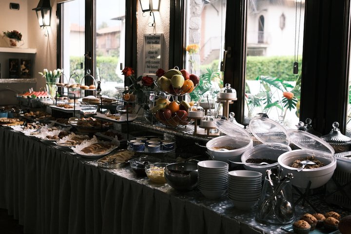 Dining 59 of 93