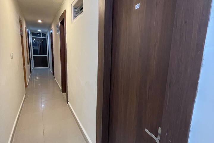Ballroom/Hall 34 of 34