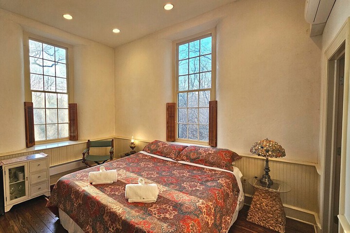 Room 7 of 29