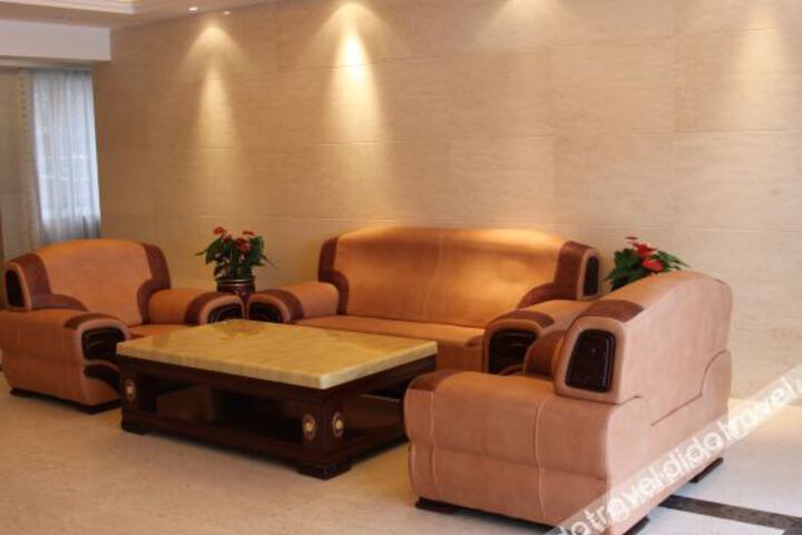 Hotel Interior 10 of 13