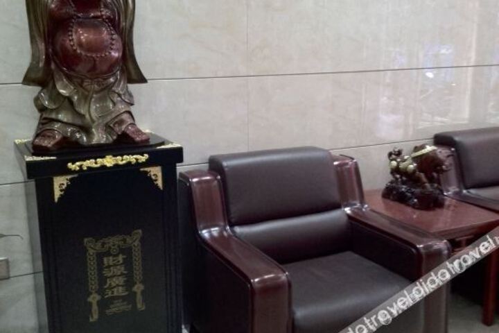Hotel Interior 9 of 25