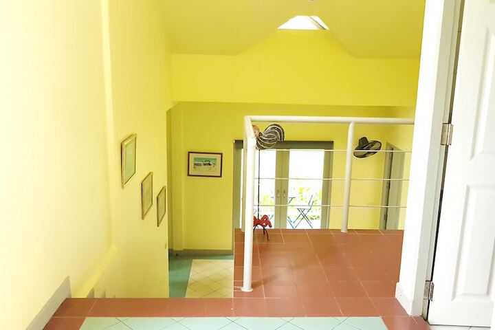 Room 74 of 194
