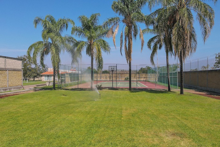Property Grounds 17 of 21