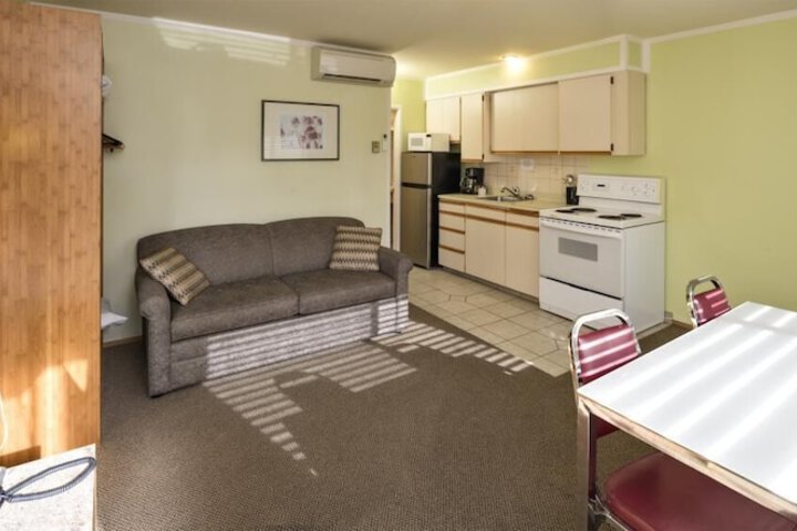 Room 15 of 47