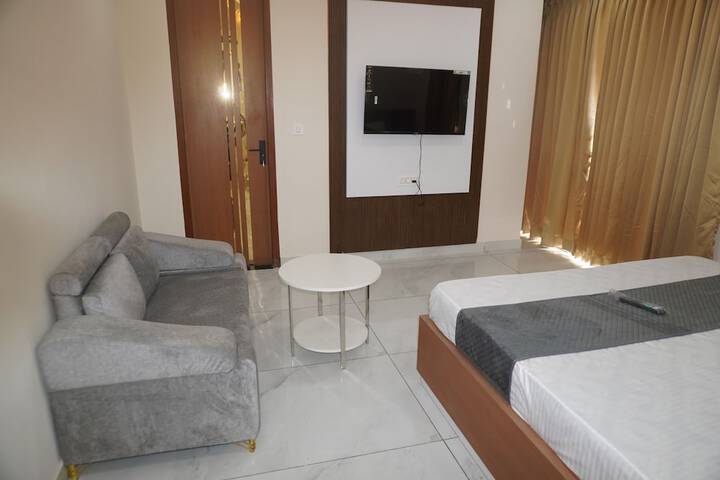 Room 16 of 47