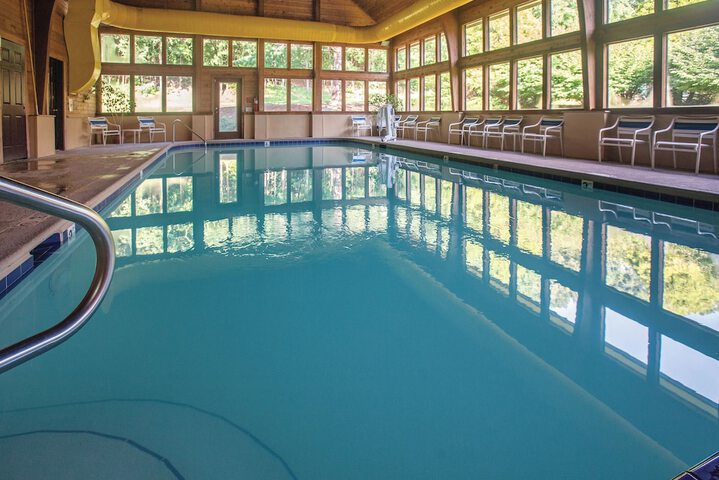 Pool 10 of 33