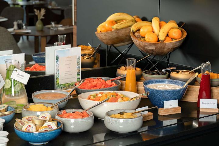 Breakfast/Coffee Service 88 of 181