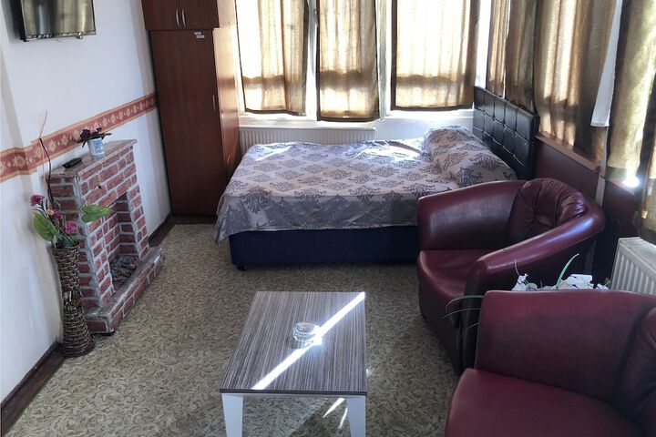 Room 28 of 36