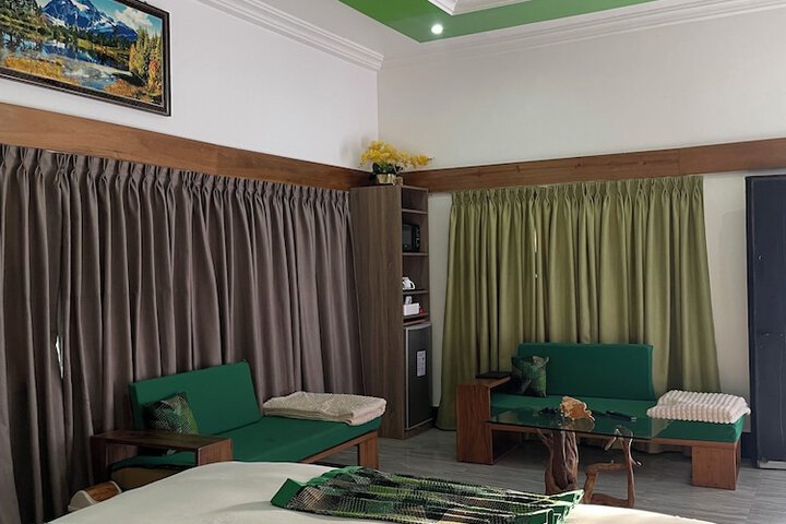 Room 56 of 165