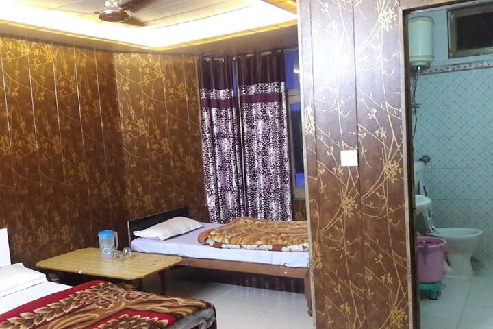Room 8 of 21