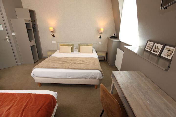 Room 32 of 55