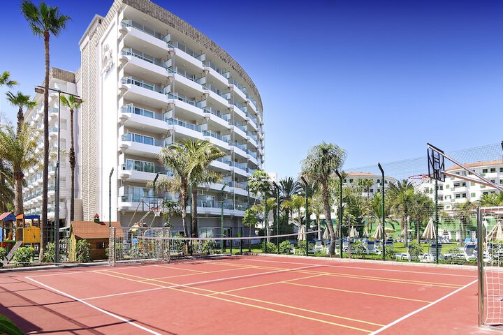 Sport court
