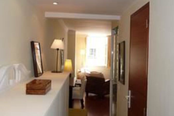 Room 19 of 27