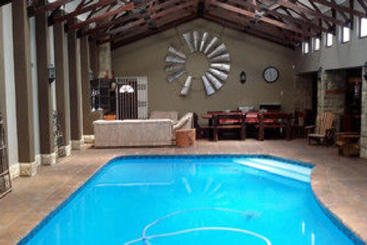 Pool 25 of 27