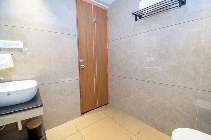 Room 34 of 45