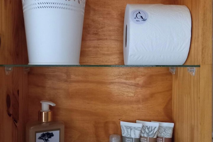 Room 32 of 52