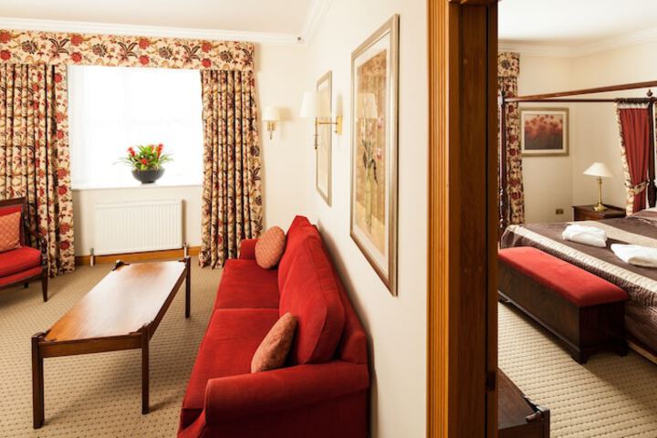 Room 4 of 55