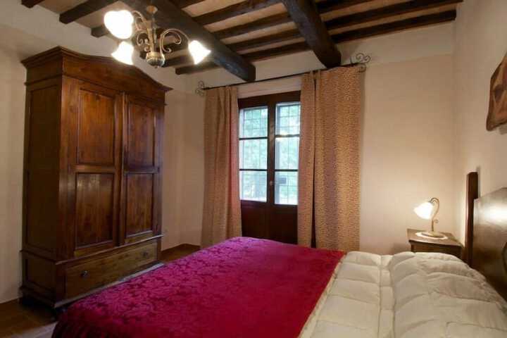 Room 2 of 46