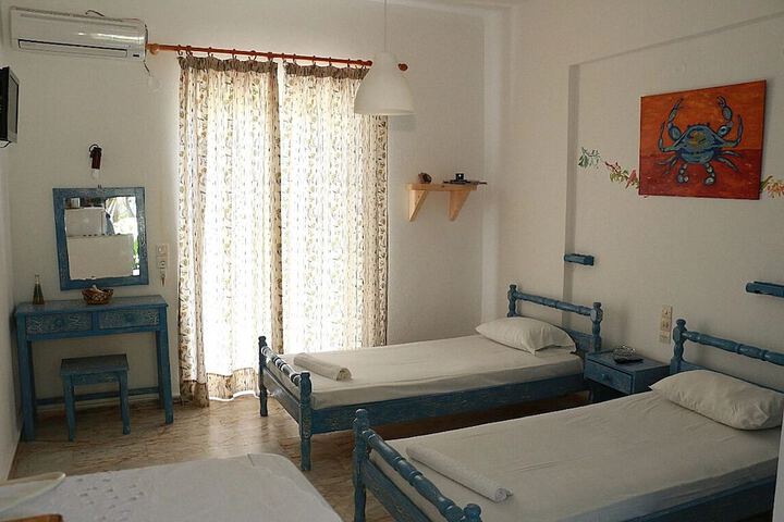 Room 2 of 51