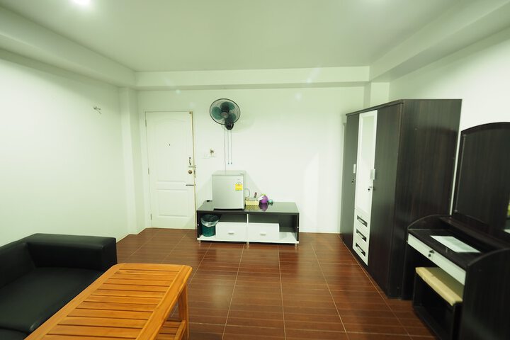 Room 17 of 45
