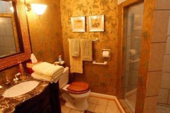 Room 5 of 61
