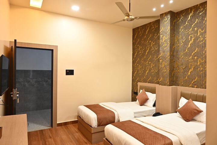 Room 19 of 45