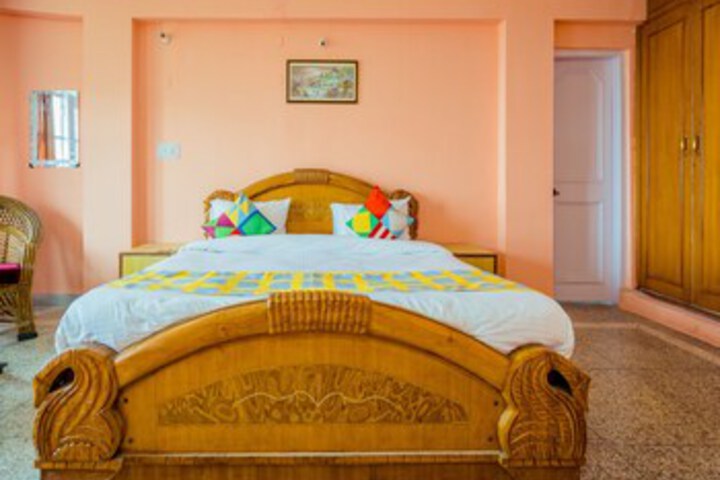 Room 15 of 29