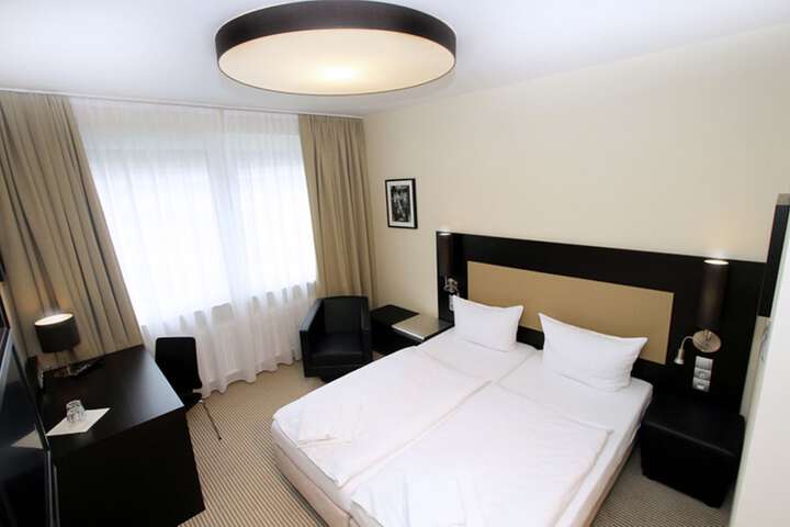 Room 2 of 14