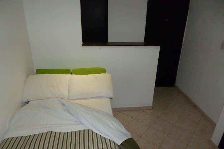 Room 3 of 9
