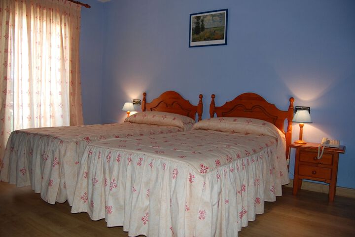 Room 2 of 14