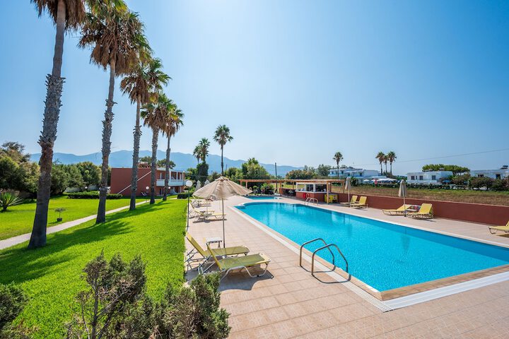 Pool Hotel