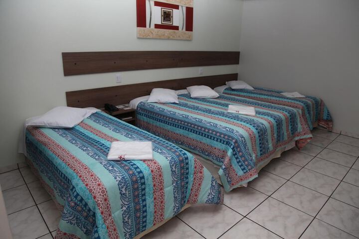 Room 14 of 39