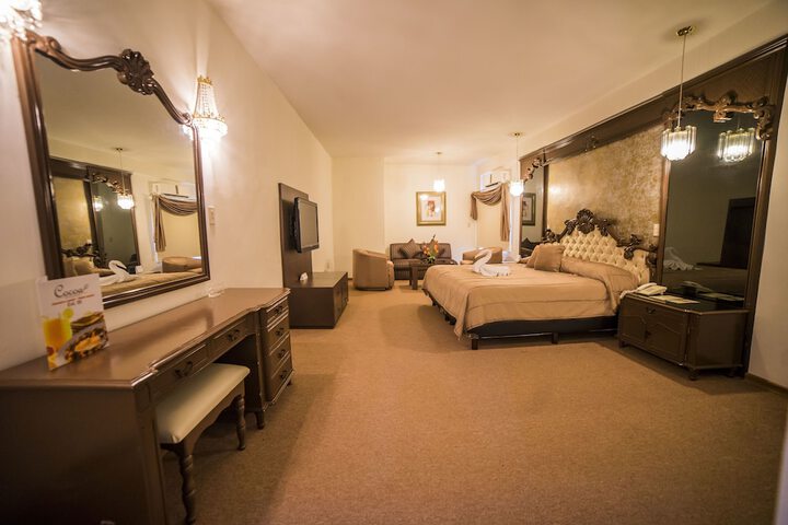 Room 7 of 36