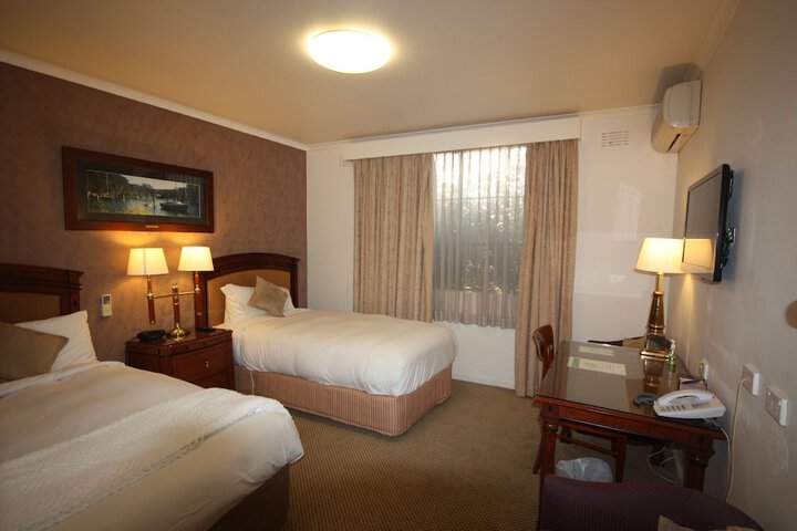 Room 7 of 40