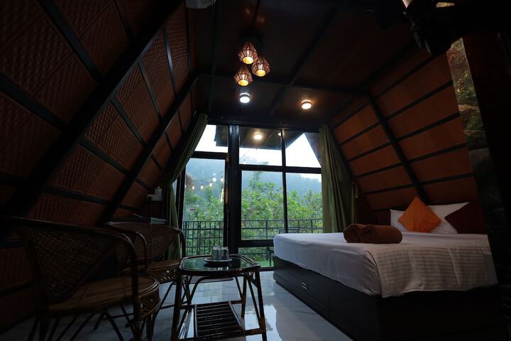 Room 15 of 81