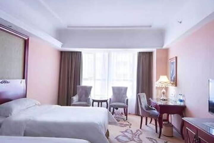 Room 5 of 5