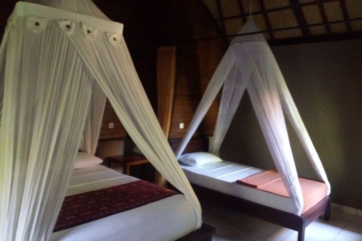 Room 4 of 121
