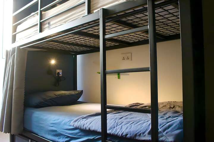Room 5 of 22