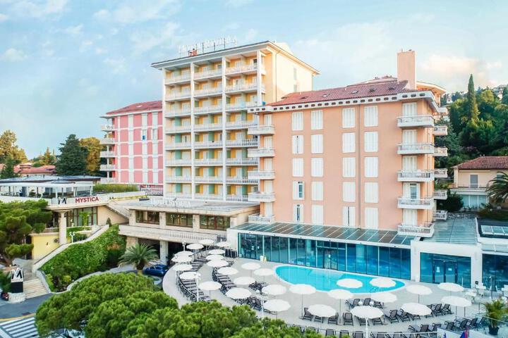 Hotel 15 of 23