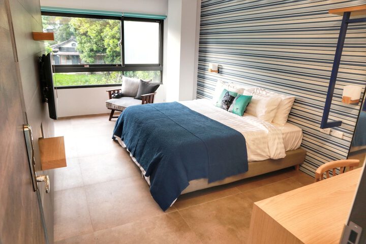 Room 15 of 53