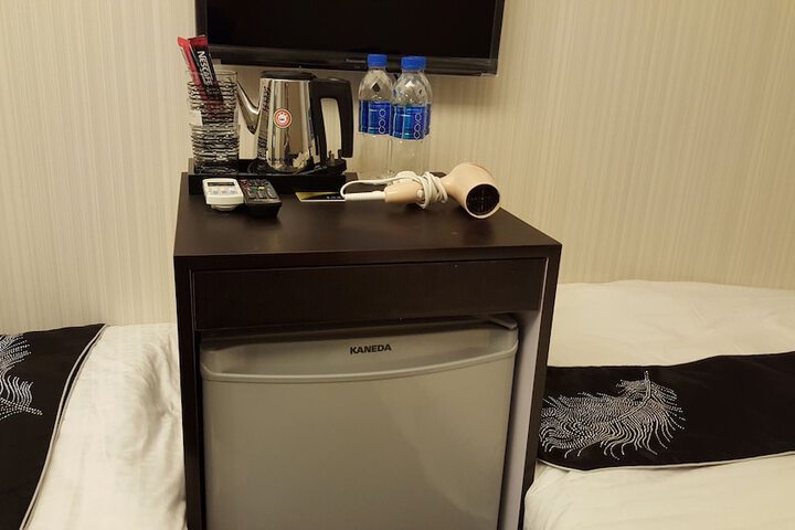 Room 26 of 49