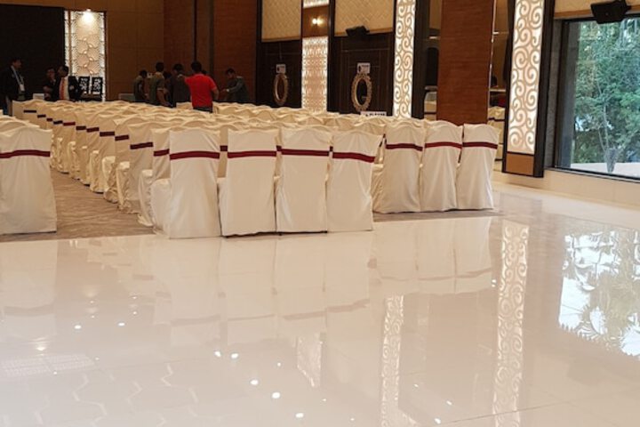 Ballroom/Hall 47 of 78