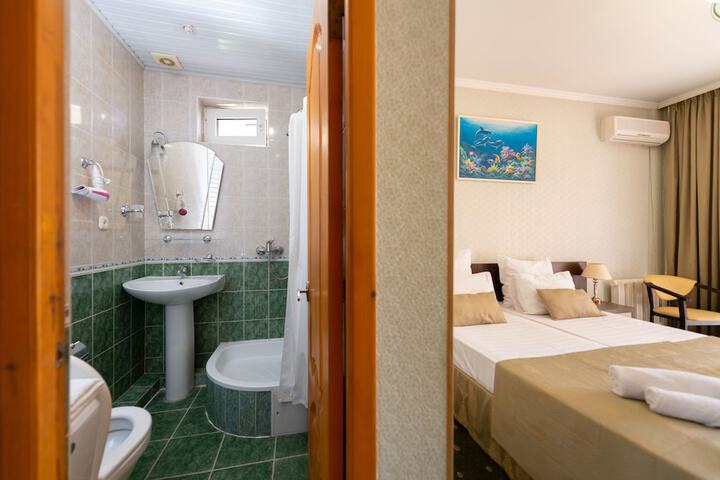 Room 20 of 51