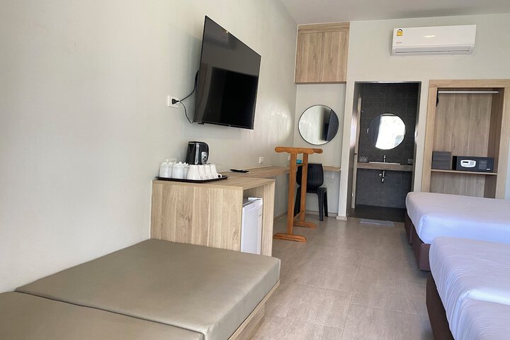 Room 21 of 66