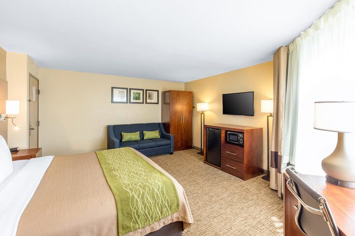 Room 19 of 33