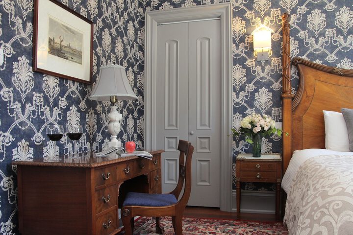 Room 16 of 39