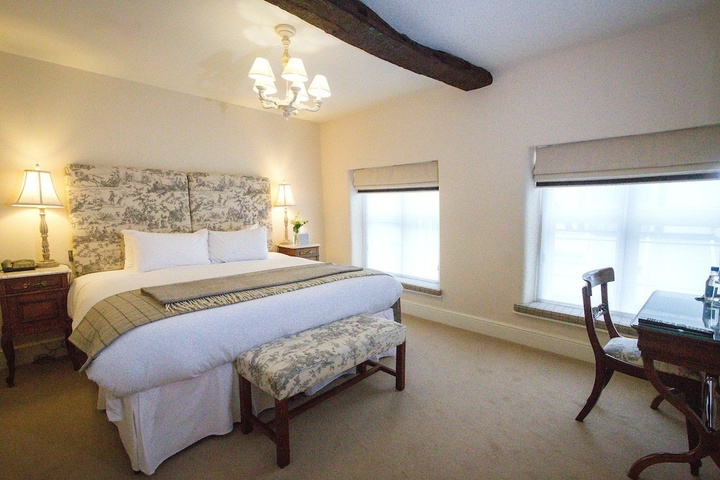 Room 4 of 57