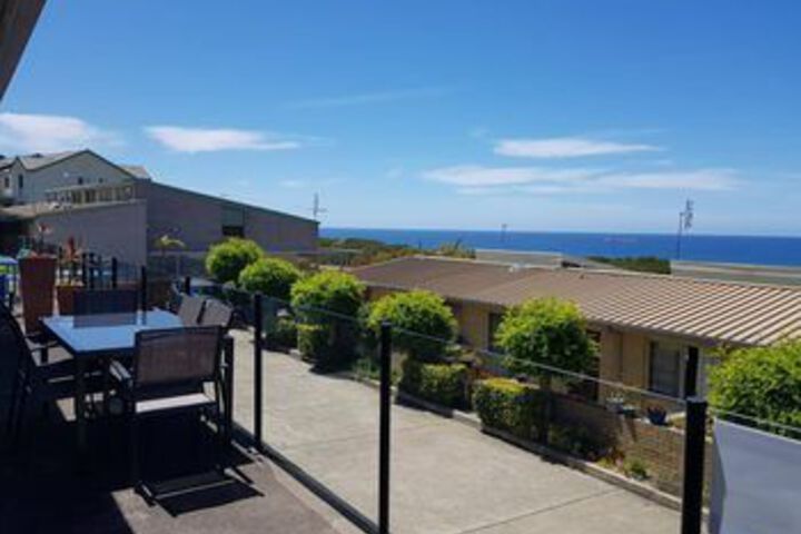 Terrace/Patio 12 of 14