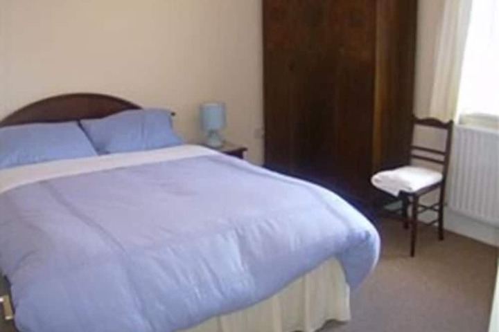 Room 3 of 34